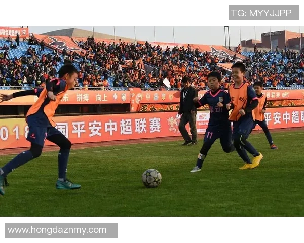 足球明星积极参与核酸检测活动展现社会责任感与健康意识 足球明星积极参与核酸检测活动展现社会责任感与健康意识